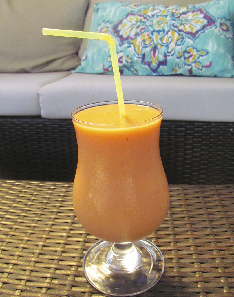 Creamy Mango Melon Smoothie • Foodie Loves Fitness